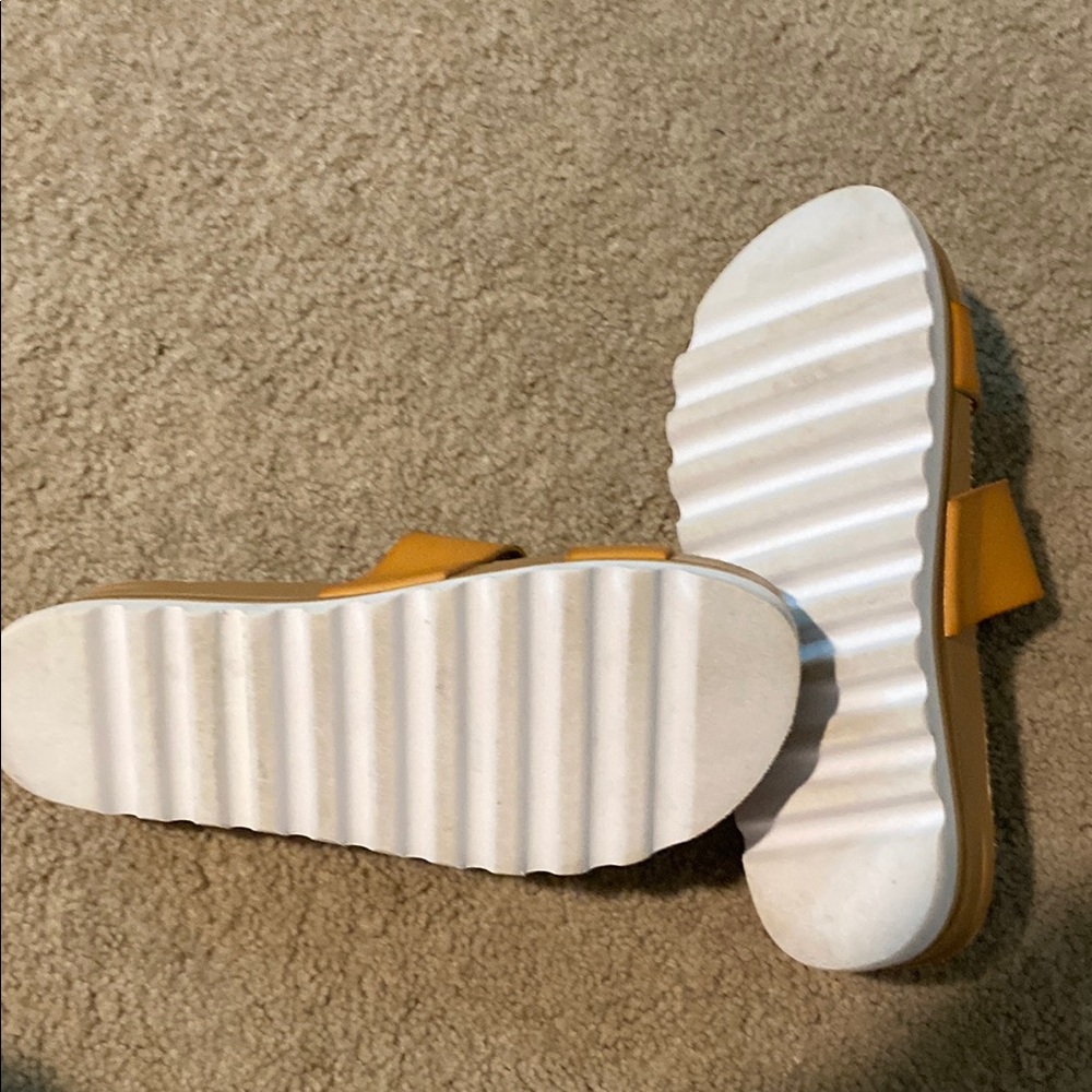 Reef Mustard Slide Sandals - Picture 3 of 3